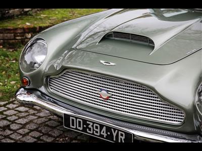 Aston Martin+DB4